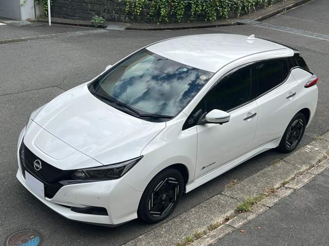 禁煙ワンオーナーで内装外装の状態は大変きれいです・プロパイロット＋BSW（後側方車両検知警報）＋インテリジェント　BSI（後側方衝突防止支援システム）