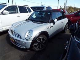 ミニ ミニコンバーチブル クーパー サイドウォーク 特別仕様車電動オープンカー禁煙車本革