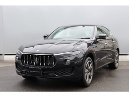 マセラティ レヴァンテ GT ハイブリッド 4WD 黒革　サンルーフ　　エアサス