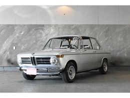 BMW 2002シリーズ 2002　D車　前期モデル　丸テール 
