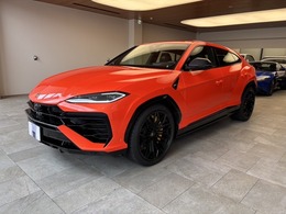 ランボルギーニ ウルス SE 800馬力　プラグインハイブリッドSUV