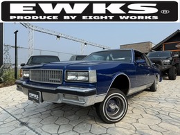 シボレー カプリスクーペ ローライダー　ハイドロ　4P8B 