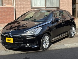 シトロエン DS5 シック 禁煙車・ワインレッド革シート・ナビTV