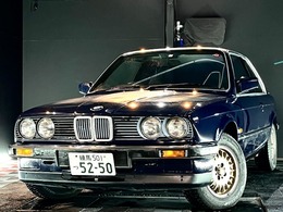 BMW 3シリーズ 318i 