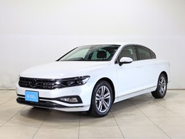フォルクスワーゲン パサート TSI エレガンス LED・IQDrive・マヌーバB・パワートランク