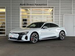 アウディ e-tron GTクワトロ quattro 