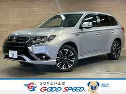 三菱 アウトランダーPHEV 2.0 G セーフティパッケージ 4WD 9型ナビ/後席モニター/全周囲カメラ/BSM/シ