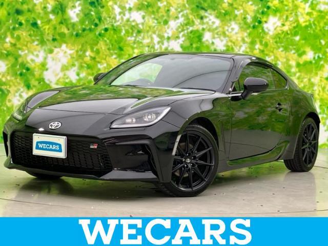 WECARS（ウィーカーズ）は全国250店舗展開！お客様が安心してカーライフをお楽しみいただけるよう社員一同心を込めてサポートいたします。