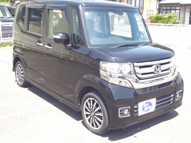 この度は、数ある中古車販売店の中から、当店のお車をご覧頂き誠にありがとうございます。