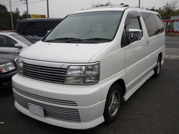 日産 エルグランド 3.3 ライダー 4WD 