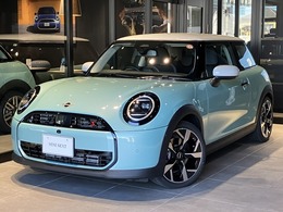 ミニ ミニ クーパーS 3ドア DCT Classic Trim 18インチホイール　ACC　全方