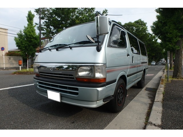 トヨタ ハイエースバン 2.8 スーパーGL ロングボディ ディーゼル