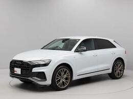 アウディ Q8 ブロンズ エディション 4WD ディーゼルターボ 元当社デモカー　ブラックスタイリング