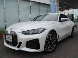 BMW i4 eドライブ40 Mスポーツ 18AW ACC HUD 全方位カメラ　デモカー禁煙