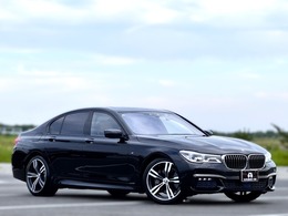 BMW 7シリーズ 740i Mスポーツ ブラウンレザー　SR　OP20インチAW　レーザ