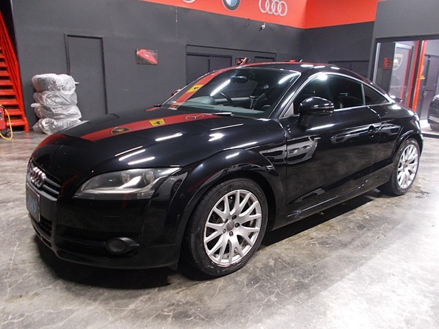 正規ディーラー車！程度良好な人気ファントムブラックパールエフェクト！TTクーペ2.0ターボの入庫です！