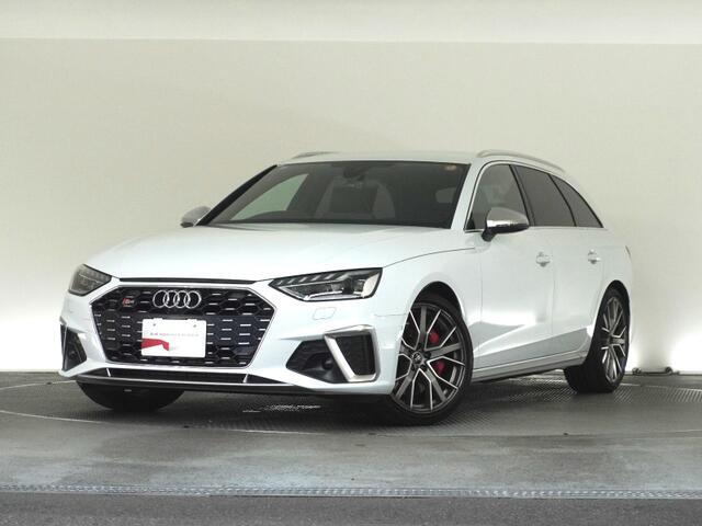 2001年オープン。　Audi正規ディーラーとして最も歴史のあるAudi 江戸川は、2フロアに分かれるガラス張りのショールームです。