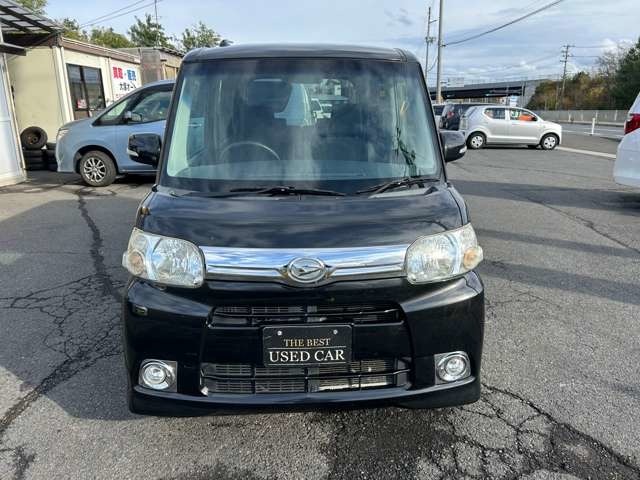 外装磨き仕上げ済みです。大きな傷やへこみは無く、キレイな一台です。