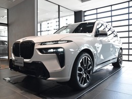 BMW X7 xドライブ40d Mスポーツ ディーゼルターボ 4WD スカイラウンジパノラマサンルーフ　ソフト
