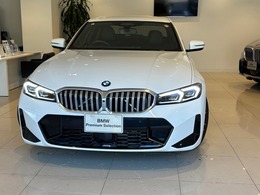 BMW 3シリーズ 320i Mスポーツ レンタカーUP