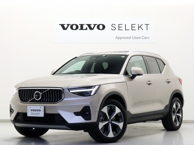特選車両:2023年モデル『XC40 Ultimate B4 AWD』電動パノラマサンルーフ ピクセルLEDヘッドライト Google 前後純正ドラレコ 48V harman/kardon 360°カメラ 19インチダイヤモンドカットAW【グループ 総在庫300台！】