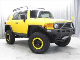 トヨタ FJクルーザー 4.0 4WD リフトアップ　MTタイヤ　US仕様　ラック