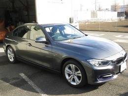 BMW 3シリーズ 320d スポーツ アダクティブクルーズコントロール