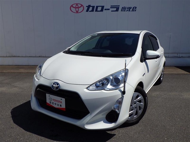 すぐ乗れる中古車も当店はラインナップ！！全車1年距離無制限保証付き！まるまるクリンで内外装キレイ！マイカーローンは最短15分で審査可能！お車のことならまず当店にご相談ください！