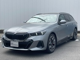 BMW i5ツーリング eドライブ40 Mスポーツ 