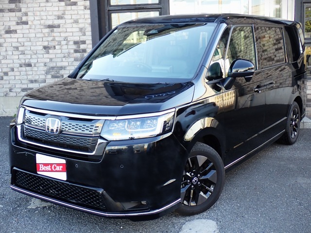 ステップワゴン 入庫いたしました！！お車のご質問・お問合せ等お気軽にお電話下さい。