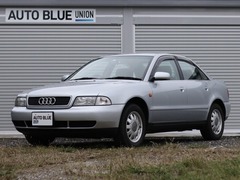 アウディ A4 （セダン） の中古車 2.4 東京都世田谷区 55.0万円