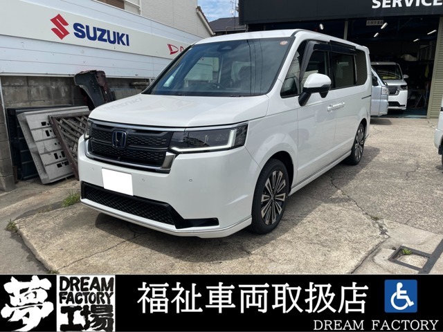 DREAM FACTORYでお待ちしております。中古車だけだなく、各種新車の販売も行っております。