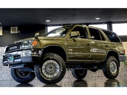 トヨタ ハイラックスサーフ 2.7 SSR-X 4WD 4runnerスタイル　リビルトエンジン搭載　B