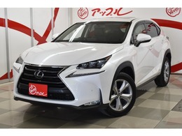 レクサス NX 200t バージョンL 4WD サンルーフ　ベンチレーション　純正ナビ