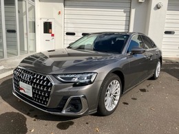 アウディ A8 55 TFSI クワトロ 4WD コンフォートPKG　パノラマサンルーフ