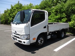 日野自動車 デュトロ 令和4年　2T平ボディ 