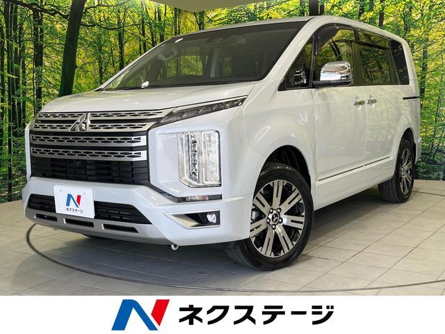 両側電動ドア　メーカーOPナビ　全周囲カメラ　衝突被害軽減システム