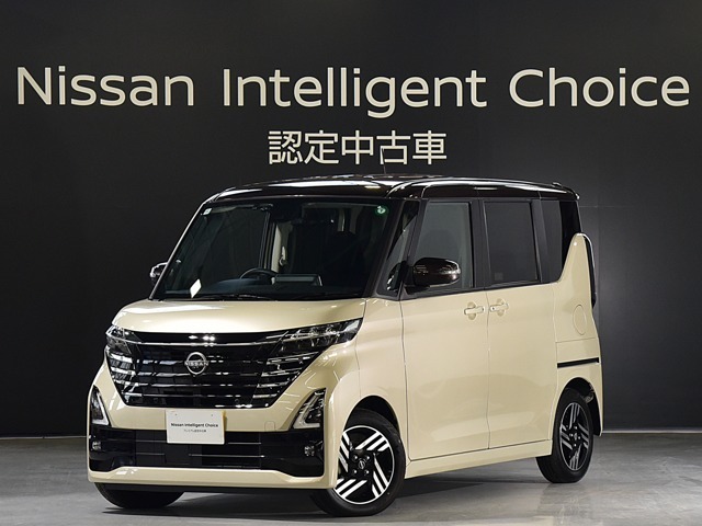 令和6年式　ルークス　ハイウェイスターX　です。ボディカラーはフローズンバニラパール/ブラック2トーンです。