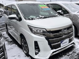 トヨタ ノア 2.0 Si 4WD 