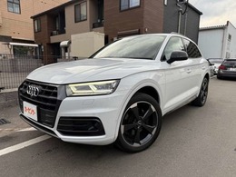 アウディ Q5 2.0 TFSI クワトロ スポーツ 4WD 本革　マトリクスLED　360度カメラ　ナビ