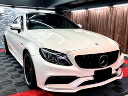 メルセデスAMG Cクラスクーペ C63 6ヶ月保証　パノラマルーフ 1オーナー