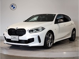 BMW 1シリーズ M135i xドライブ 4WD デビューPKG MスポーツシートMシートベルト