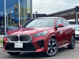 BMW iX2 xドライブ30 Mスポーツ 4WD 20AW パノラマガラスサンルーフ ヴェガンザ