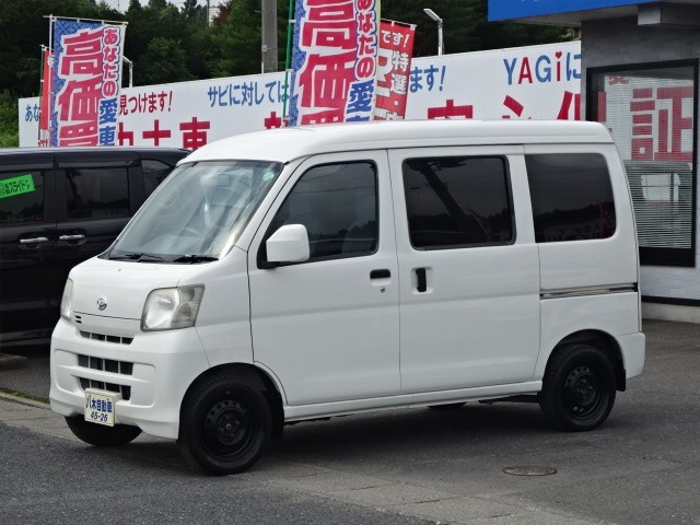この度は、数ある中古車の中から、当社「八木自動車サービス」の車をご覧頂き誠にありがとうございます。