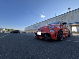 アバルト 695C THREEHUNDRED　コンプリートカー　TH300C 