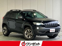 ジープ チェロキー トレイルホーク 4WD・純正ナビ・Bluetoothオーディオ・フル