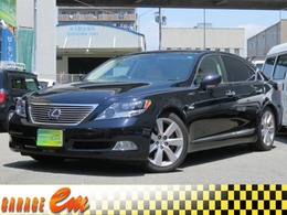 レクサス LSハイブリッド 600h バージョンS 4WD サンルーフ　革シート　ワンオーナー　ドラ