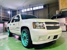 シボレー サバーバン LTZ 