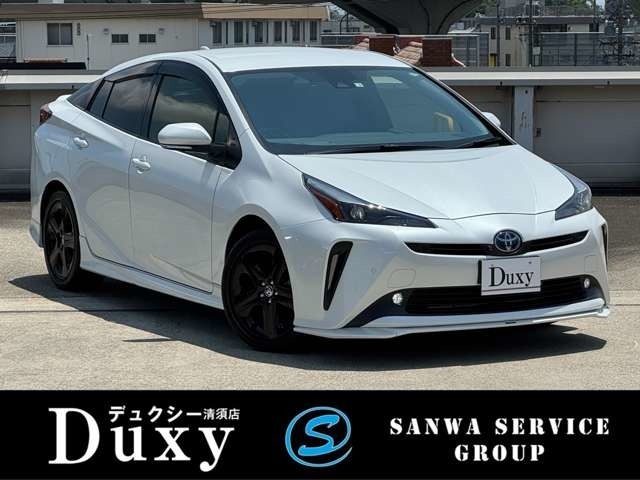 トヨタ　プリウス　Sツーリングセレクションブラックエディション　TRDエアロ　8インチディスプレイオーディオナビ　フルセグTV　パノラミックビューモニター　ブラインドスポットモニター　ETC2.0　スペアタイヤ
