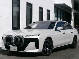 BMW 7シリーズ 740d xドライブ Mスポーツ ディーゼルターボ 4WD 20AW 黒メリノ革 パノラマガラスルーフ 純